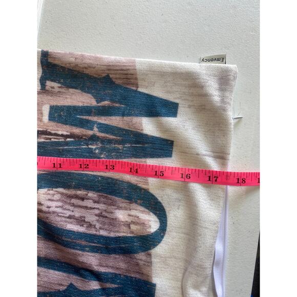 Emvency Pillowcase Throw Pillow Let is Snow Zip Closure Square 18 x 18 - Picture 6 of 6